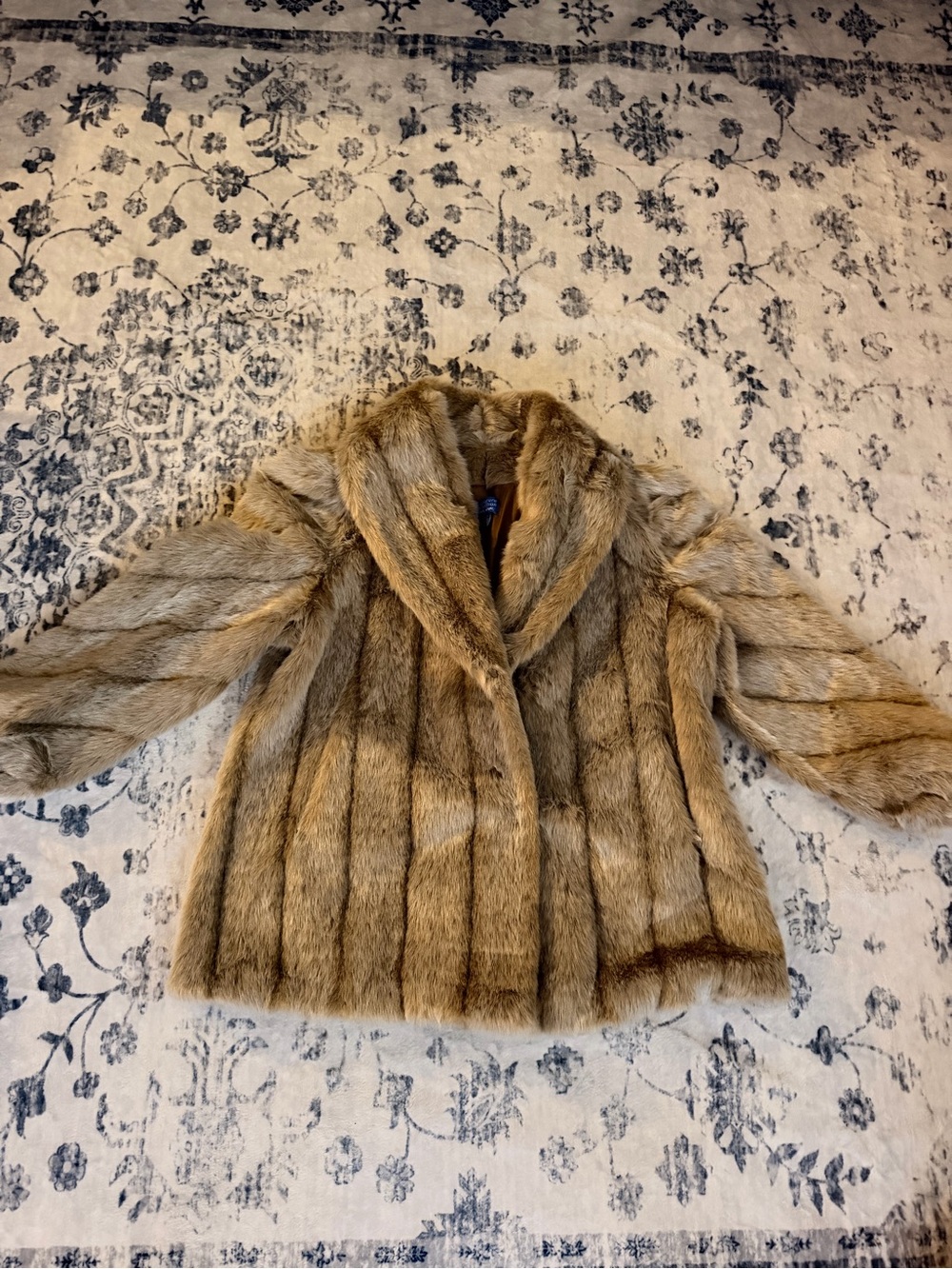 Women's Tan Brown Faux Fur Jacket - Cozy Short Coat